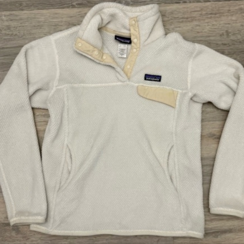 Patagonia Cream Fleece Jacket